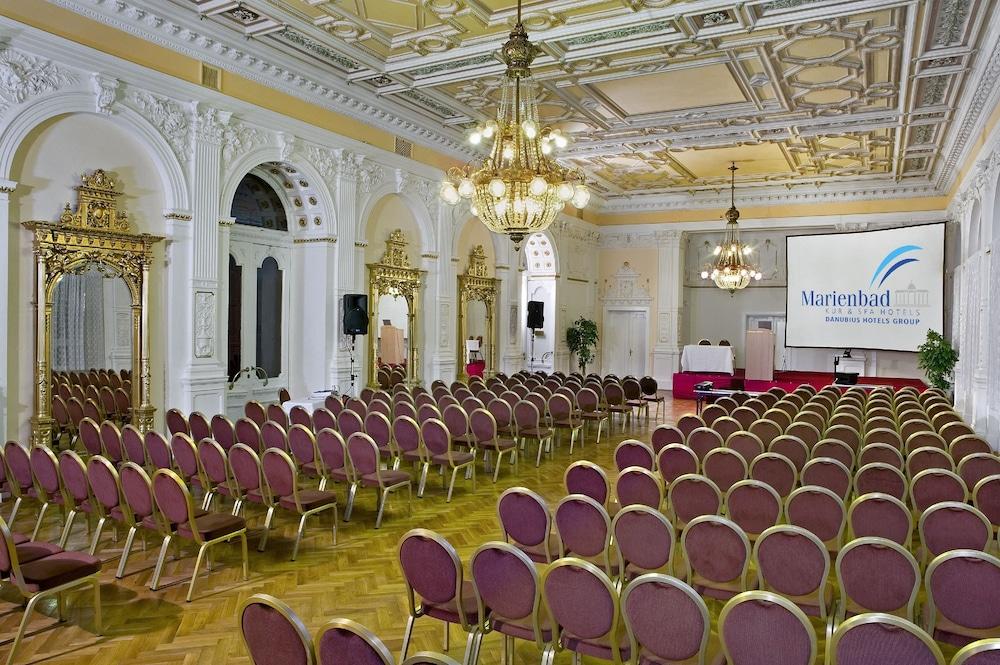 Hotel Ensana Nove Lazne 5*